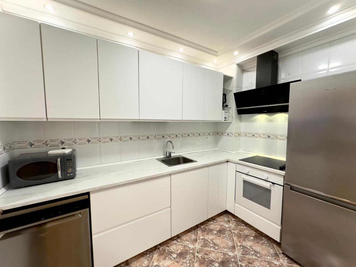 Modern Apartment On Playa Del Cura Торрев'єха Екстер'єр фото