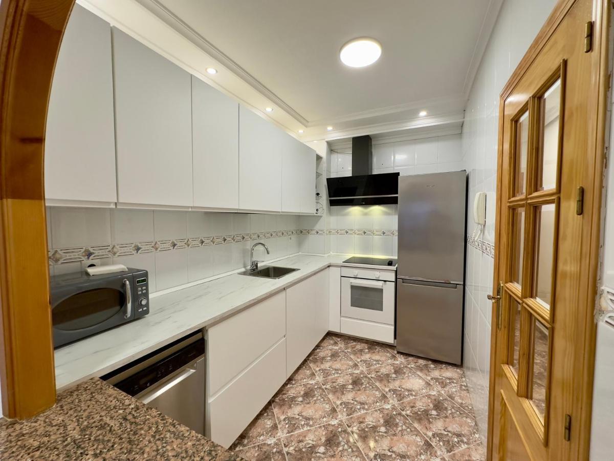 Modern Apartment On Playa Del Cura Торрев'єха Екстер'єр фото