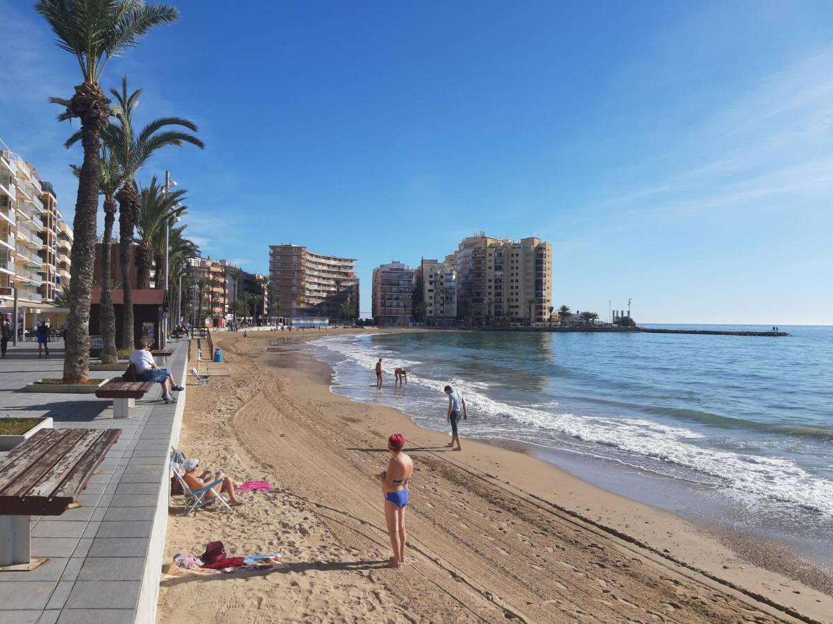 Modern Apartment On Playa Del Cura Торрев'єха Екстер'єр фото